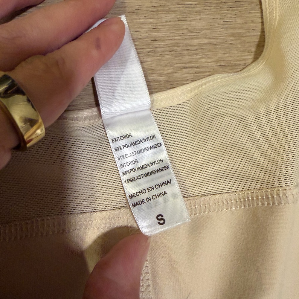 NWT Faja Body shaper - Picture 3 of 4